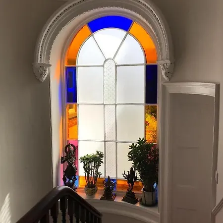 17 Burgate 5* Pickering